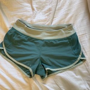 LULULEMON IVIVA SPEEDY SHORTS